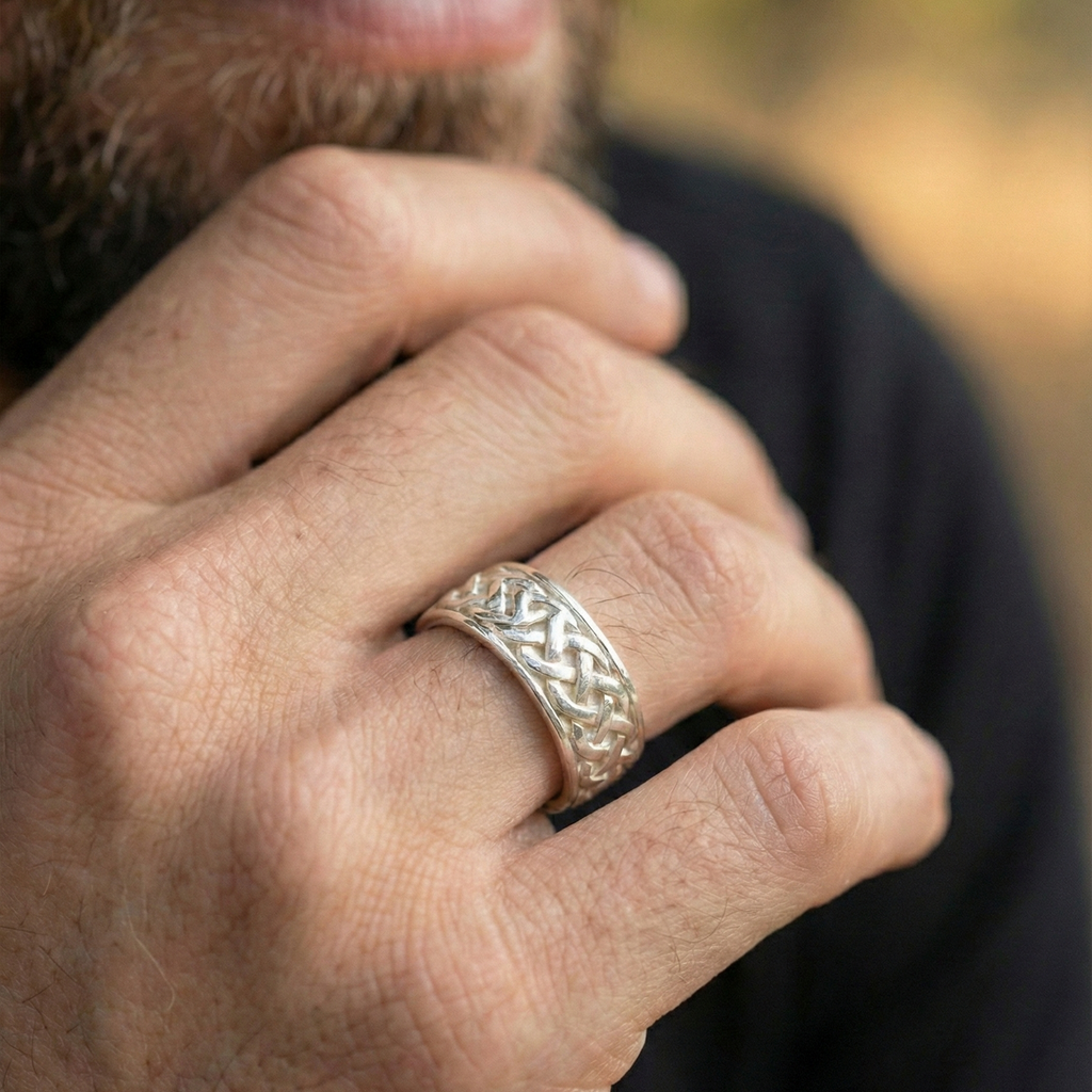 Bond Ring